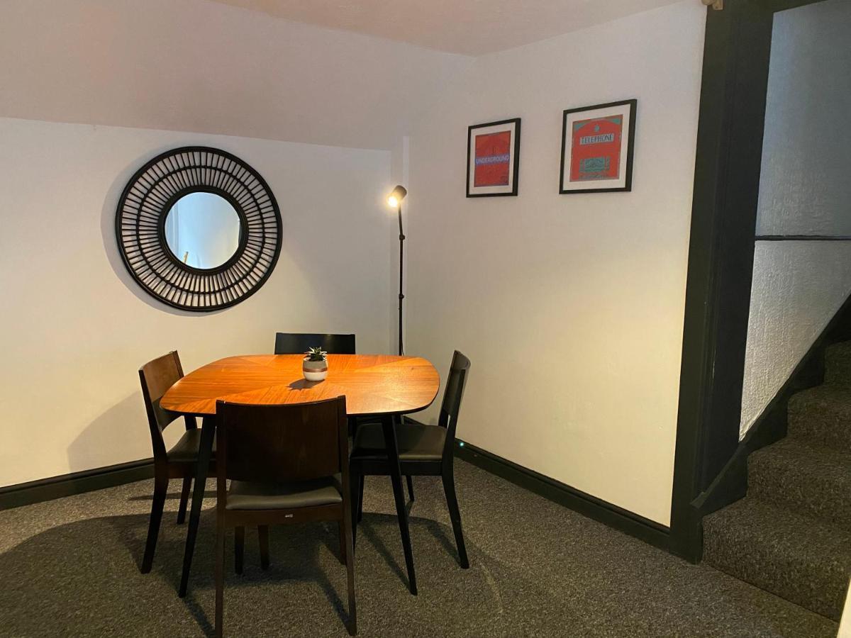 Gorgeous Town Center 3 Bedroom Self Contained Apartment For 1-5 People Harrogate Exteriör bild